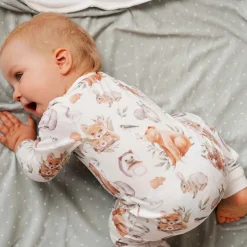 Ma-ia Family Metsäneläimet-pyjama vauvalle luonnonvalkoinen