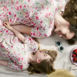 Ma-ia Family Niitty-mekko lyhythihainen vaaleanpunainen