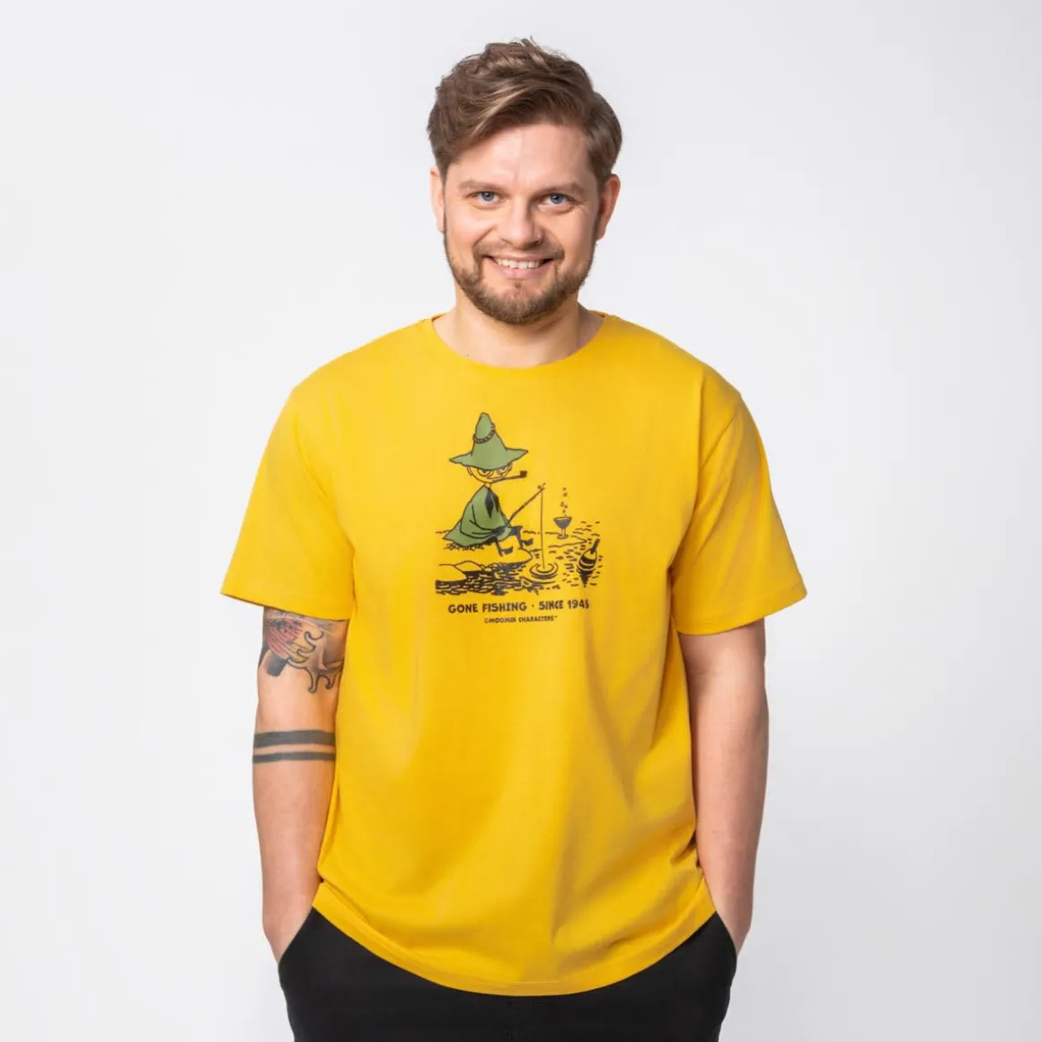 Muumi Alvi-t-paita Gone Fishing keltainen